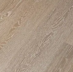 Паркетная доска с тиснением для жилого помещения