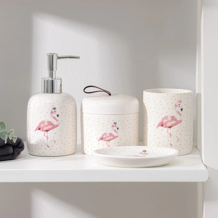 Набор аксессуаров для ванной комнаты «Фламинго», 4 предмета, цвет белый