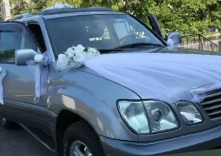 украшение машины на свадьбу оформление