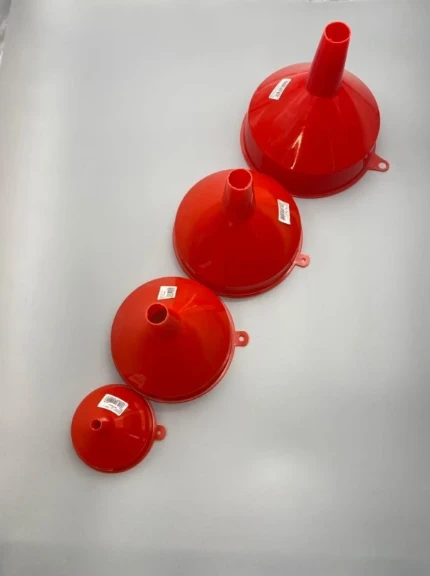 Фото для Воронка №3 145 мм красная (DV) 100-60003