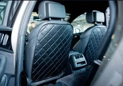 Защитные накидки на сиденье автомобиля