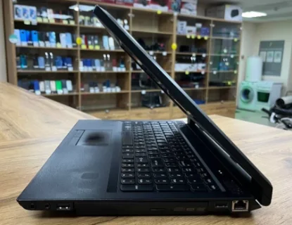 Lenovo B570e