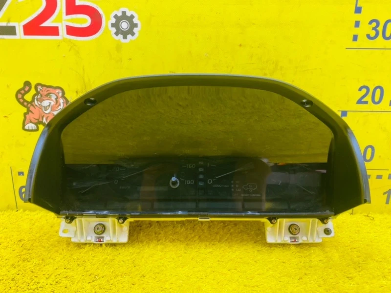 Фото для Спидометр TOYOTA LAND CRUISER UZJ100W 2UZFE 2001/Цвет 057 перед. (б/у)
