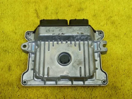 Фото для Блок управления двс HONDA SHUTTLE GP8 LEB 2016/Цвет NH830M перед. (б/у)