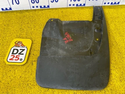 Фото для Брызговик TOYOTA LAND CRUISER PRADO (б/у)