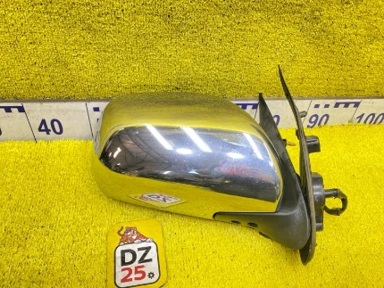 Фото для Уши TOYOTA HIACE/REGIUS ACE (б/у)