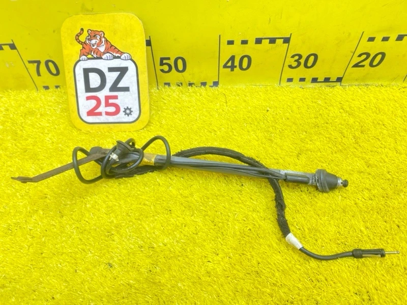 Фото для Антенна TOYOTA LAND CRUISER PRADO KZJ78G 1KZTE 1994/Цвет 22Z перед. прав. (б/у)