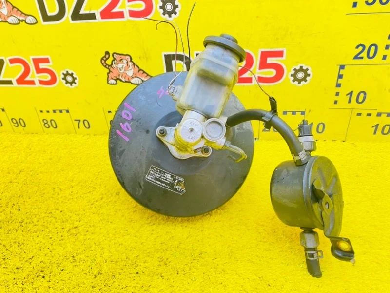 Фото для Главный тормозной цилиндр TOYOTA TOWN ACE NOAH CR50G 3CT 1997/Цвет 1B5 перед. (б/у)