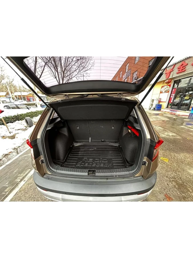 Автомобиль SKODA KAROQ 2020 год под заказ из Китая